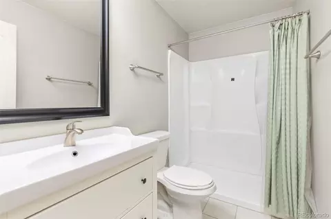 Bath - 203 E Colorado Ave, Berthoud, CO 80513 photo 1 of 2