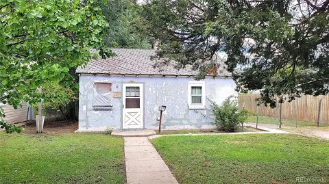 408 E 4th St, Julesburg, CO 80737