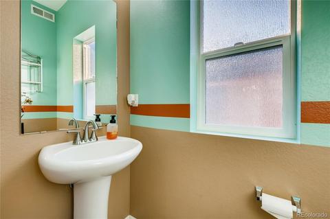 18624 E 47th Ave, Denver, CO 80249 photo 12