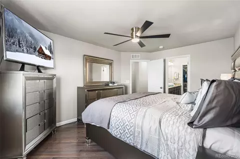18651 E 53rd Ave, Denver, CO 80249 photo 5
