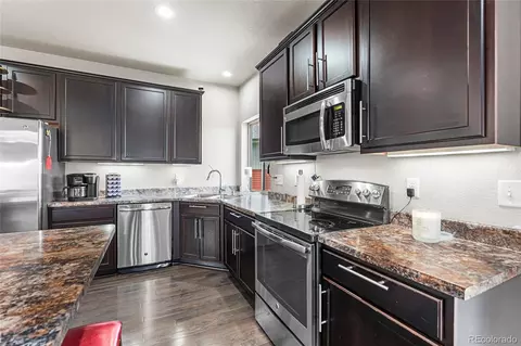 18651 E 53rd Ave, Denver, CO 80249 photo 9