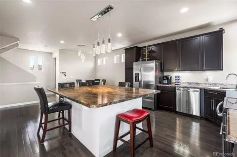 18651 E 53rd Ave, Denver, CO 80249 photo 2