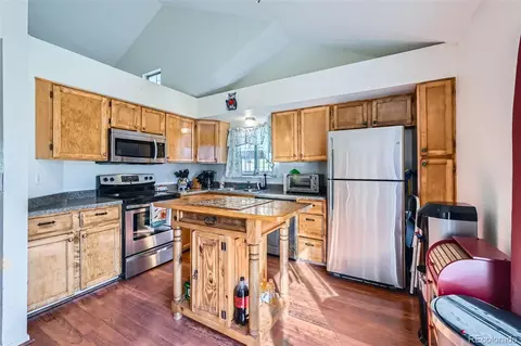 4386 Sable St, Denver, CO 80239 photo 7