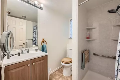 4386 Sable St, Denver, CO 80239 photo 24