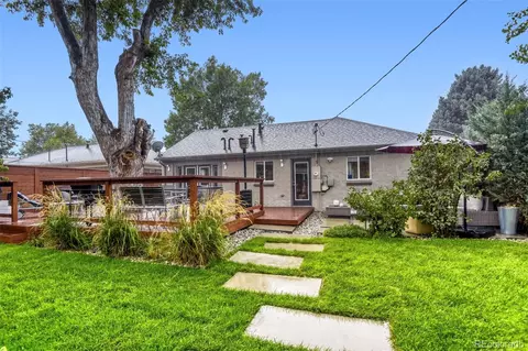Exterior - 2940 Ivanhoe St, Denver, CO 80207 photo 4 of 6