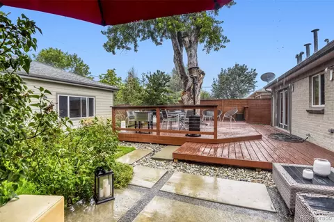 Exterior - 2940 Ivanhoe St, Denver, CO 80207 photo 3 of 6
