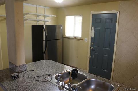1172 Newark St, Aurora, CO 80010 photo 27