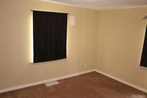 1172 Newark St, Aurora, CO 80010 photo 26