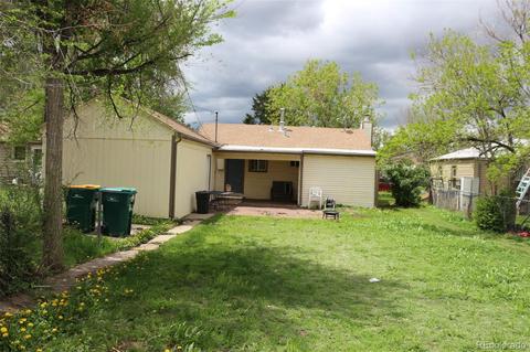 1172 Newark St, Aurora, CO 80010 photo 17
