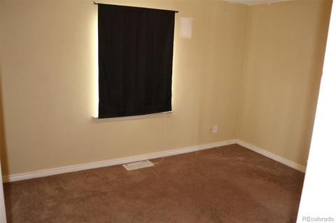 1172 Newark St, Aurora, CO 80010 photo 6