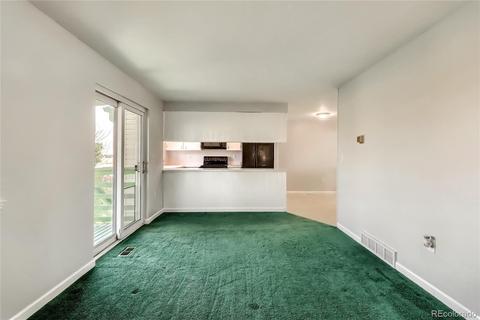 945 Madison Way, Bennett, CO 80102 photo 5