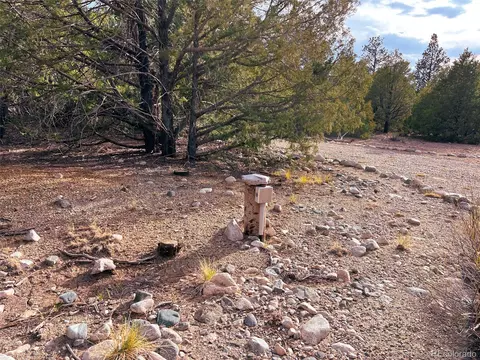 Exterior - 33 Big Bear Rd, Mosca, CO 81146 photo 2 of 5