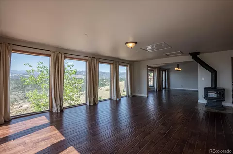 Living - 952 Steamboat Valley Rd, Lyons, CO 80540 photo 8 of 12