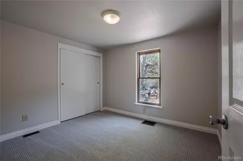 Bedroom - 952 Steamboat Valley Rd, Lyons, CO 80540 photo 4 of 4