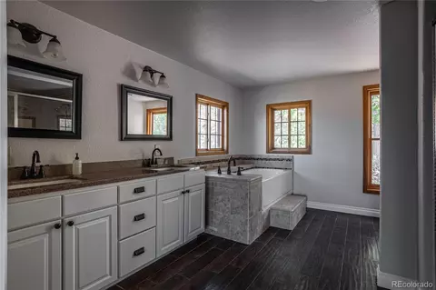 Bath - 952 Steamboat Valley Rd, Lyons, CO 80540 photo 2 of 6