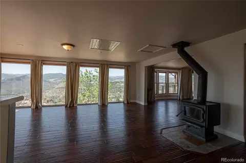 Living - 952 Steamboat Valley Rd, Lyons, CO 80540 photo 6 of 12