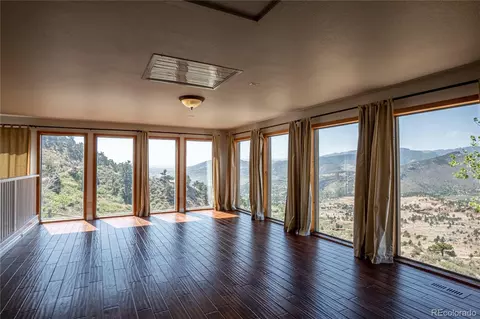 Living - 952 Steamboat Valley Rd, Lyons, CO 80540 photo 3 of 12
