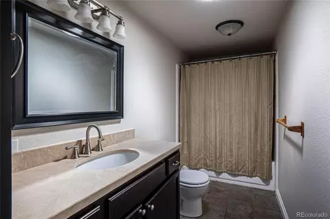 Bath - 952 Steamboat Valley Rd, Lyons, CO 80540 photo 5 of 6