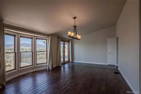 Living - 952 Steamboat Valley Rd, Lyons, CO 80540 photo 7 of 12