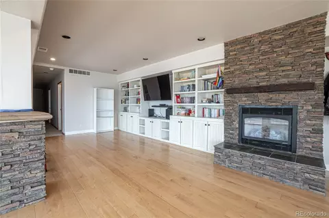 Living - 952 Steamboat Valley Rd, Lyons, CO 80540 photo 9 of 12