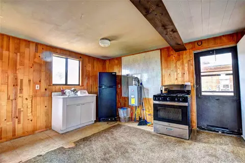 Kitchen - 135 Eagle Rock Rd #B11, Jefferson, CO 80456 photo 1 of 2