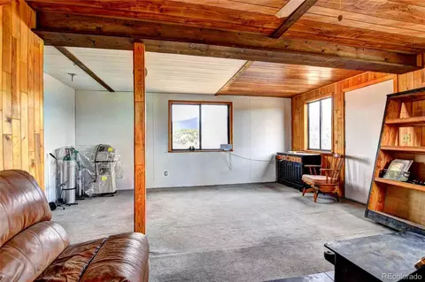 Living - 135 Eagle Rock Rd #B11, Jefferson, CO 80456 photo 2 of 2