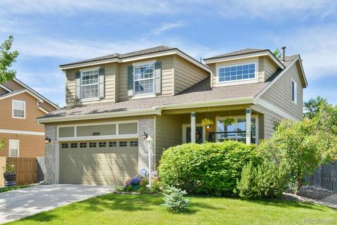 18930 E Garden Dr, Aurora, CO 80015 photo 2