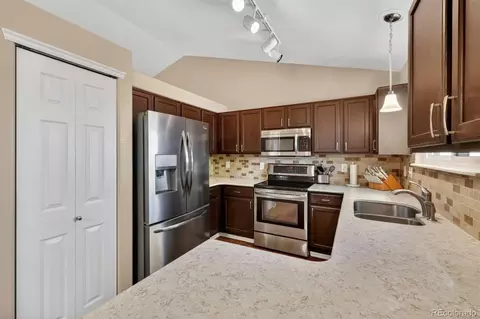 Kitchen - 2354 E 116th Ave, Thornton, CO 80233 photo 3 of 4