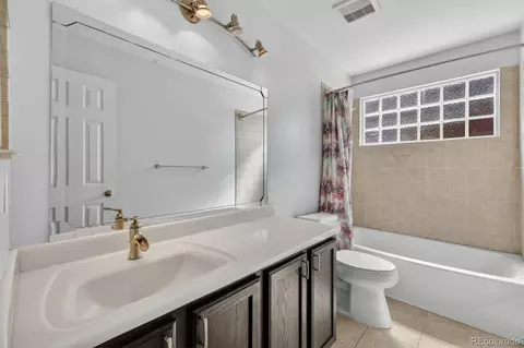 Bath - 2354 E 116th Ave, Thornton, CO 80233 photo 4 of 6
