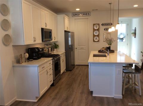 27006 E Bayaud Ave, Aurora, CO 80018 photo 2