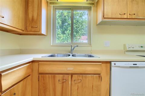 6464 Iris Ct, Arvada, CO 80004 photo 9