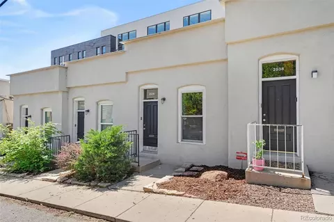 2536 Kensing Ct, Denver, CO 80211