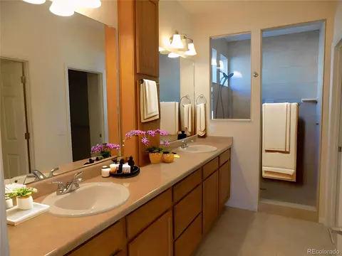 19539 E 52nd Ave, Denver, CO 80249 photo 10