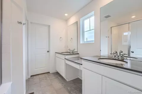 24736 Evans Dr, Aurora, CO 80018 photo 8