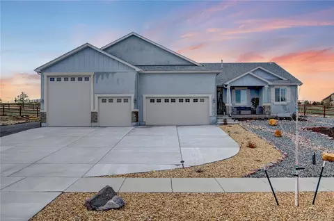 12634 Black Hills Dr, Peyton, CO 80831