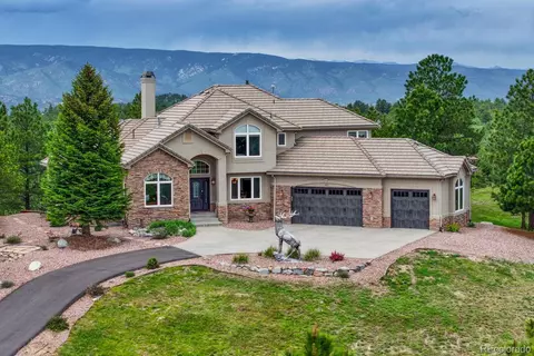 1127 Buttermilk Rd, Larkspur, CO 80118