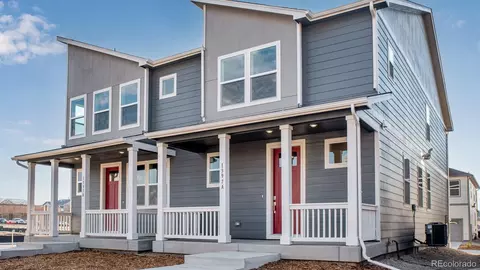 22342 E 7th Pl, Aurora, CO 80018