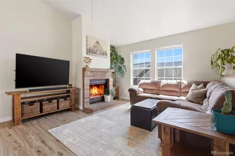 19083 E 16th Ave, Aurora, CO 80011 photo 2