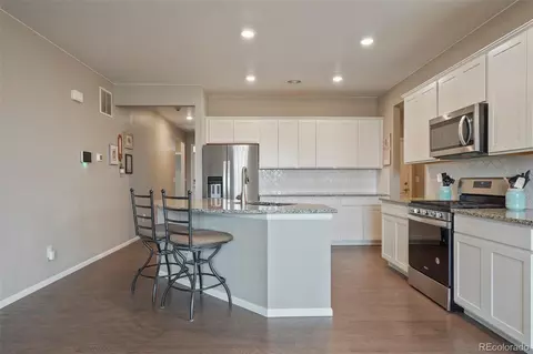 Kitchen - 26893 E Archer Ave, Aurora, CO 80018 photo 5 of 5