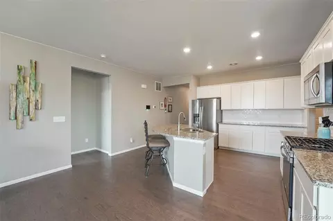 Kitchen - 26893 E Archer Ave, Aurora, CO 80018 photo 3 of 5
