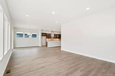 21104 E 62nd Ave, Aurora, CO 80019 photo 4