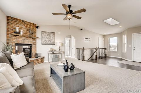 45155 E Jamison Pl, Bennett, CO 80102 photo 4