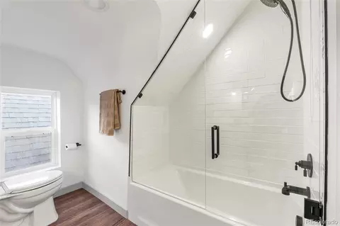 Bath - 1623 E 30th Ave, Denver, CO 80205 photo 4 of 6