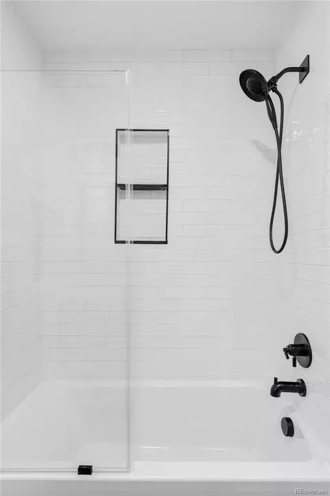 Bath - 1623 E 30th Ave, Denver, CO 80205 photo 2 of 6