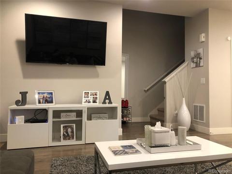 16028 E 47th Dr, Denver, CO 80239 photo 2