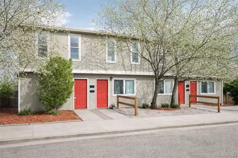 904 Excalibur St, Lafayette, CO 80026