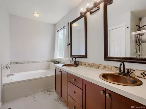 Bath - 6173 Shenandoah Ave, Firestone, CO 80504 photo 3 of 4