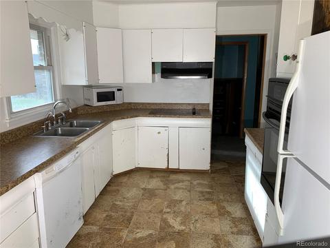 675 4th St, Bennett, CO 80102 photo 4