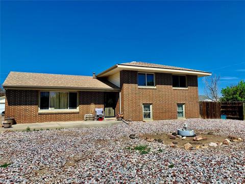 675 4th St, Bennett, CO 80102 photo 1