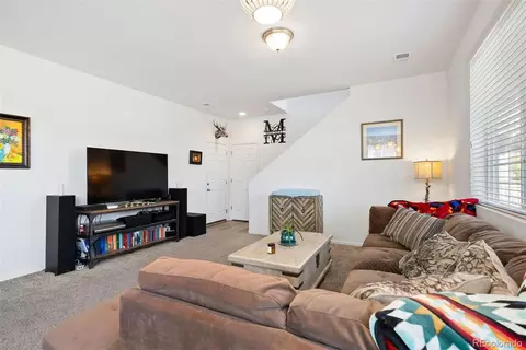 25123 E Byers Dr, Aurora, CO 80018 photo 4